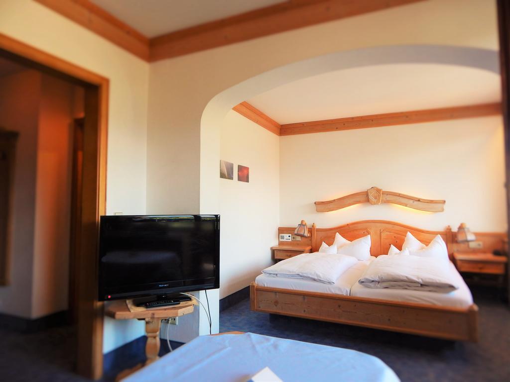 Hotel Vier Jahreszeiten Μπερχτεσγκάντεν Εξωτερικό φωτογραφία