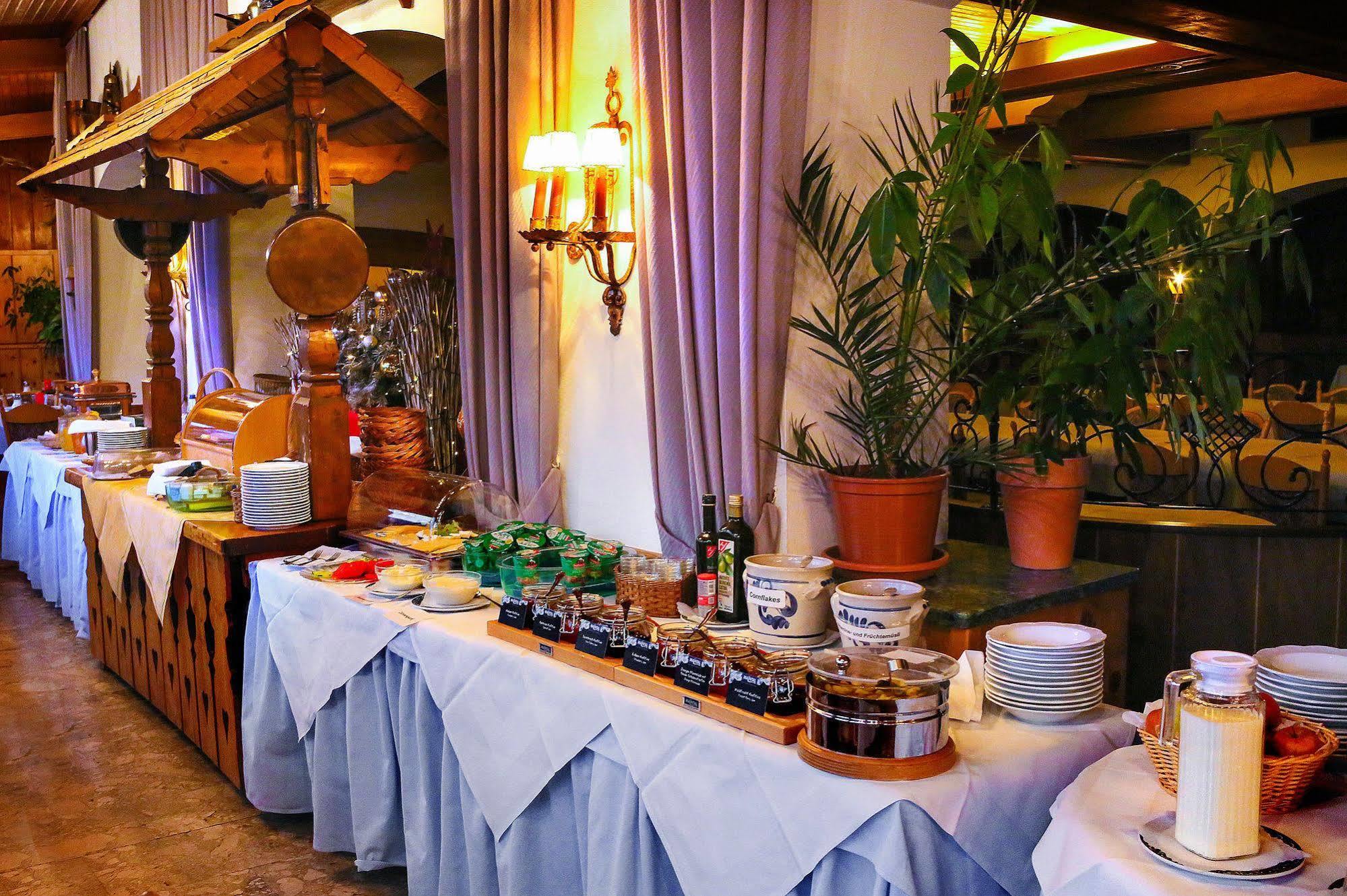 Hotel Vier Jahreszeiten Μπερχτεσγκάντεν Εξωτερικό φωτογραφία