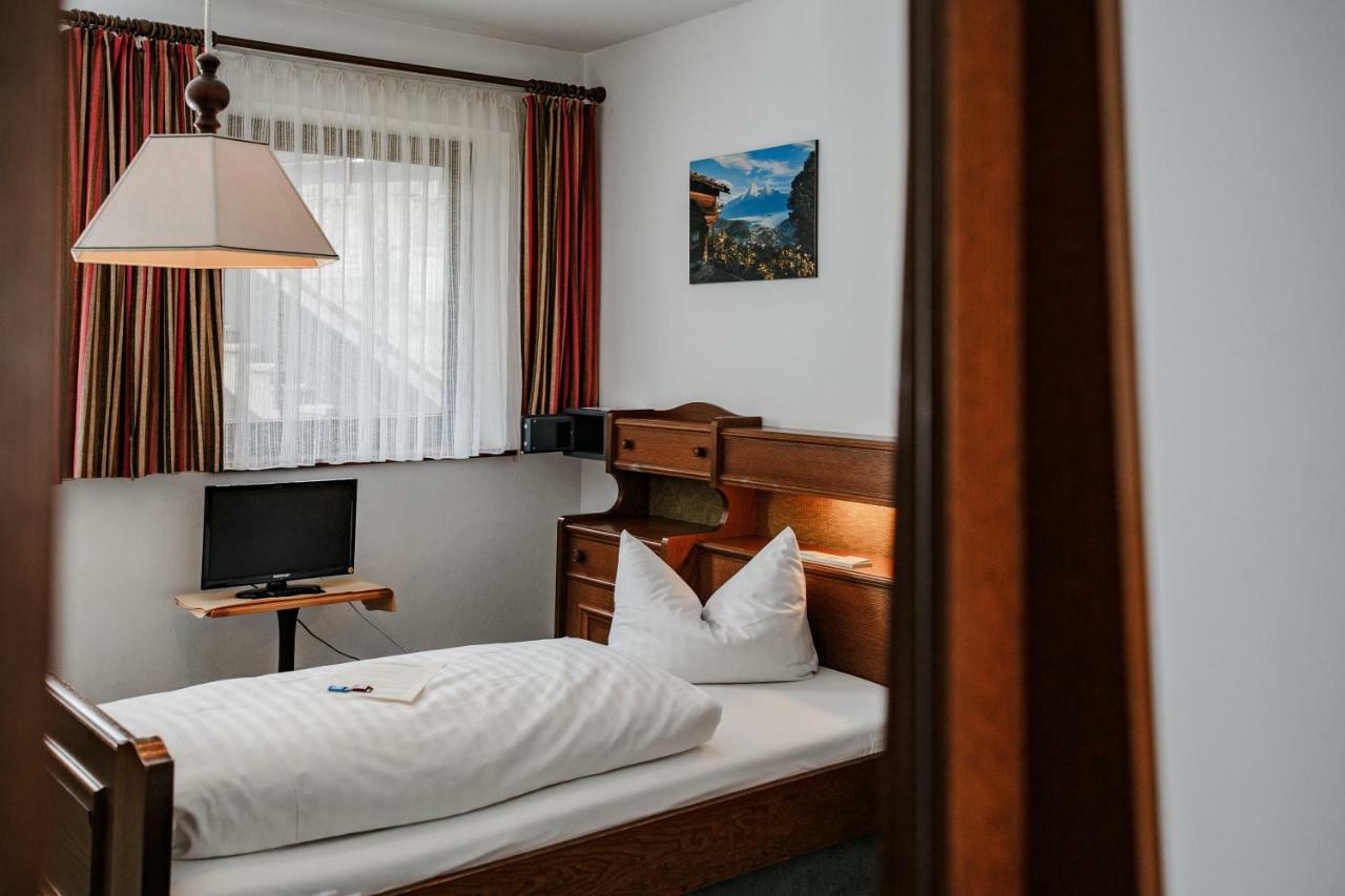 Hotel Vier Jahreszeiten Μπερχτεσγκάντεν Εξωτερικό φωτογραφία