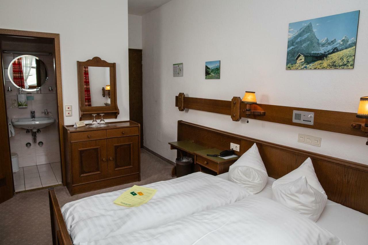 Hotel Vier Jahreszeiten Μπερχτεσγκάντεν Εξωτερικό φωτογραφία